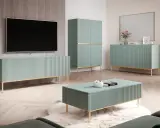 Nowoczesny salon z meblami w kolorze szałwiowym: szafka RTV, wysoka szafa, komoda i stolik kawowy. Złote nóżki dodają elegancji.